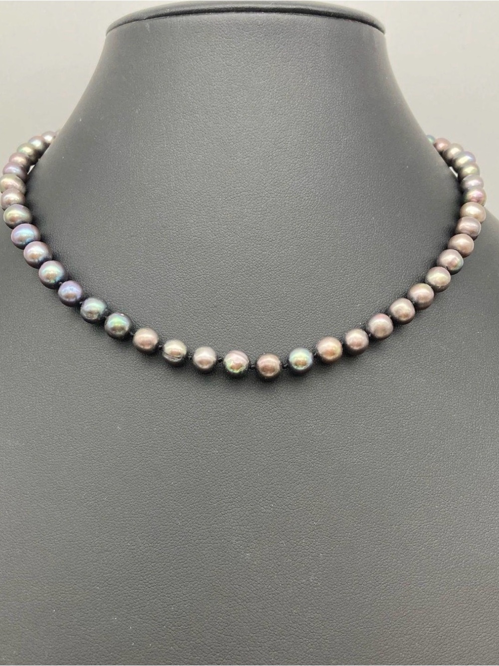 14k Gold Imperial Pearl Peacock Pearl Necklace